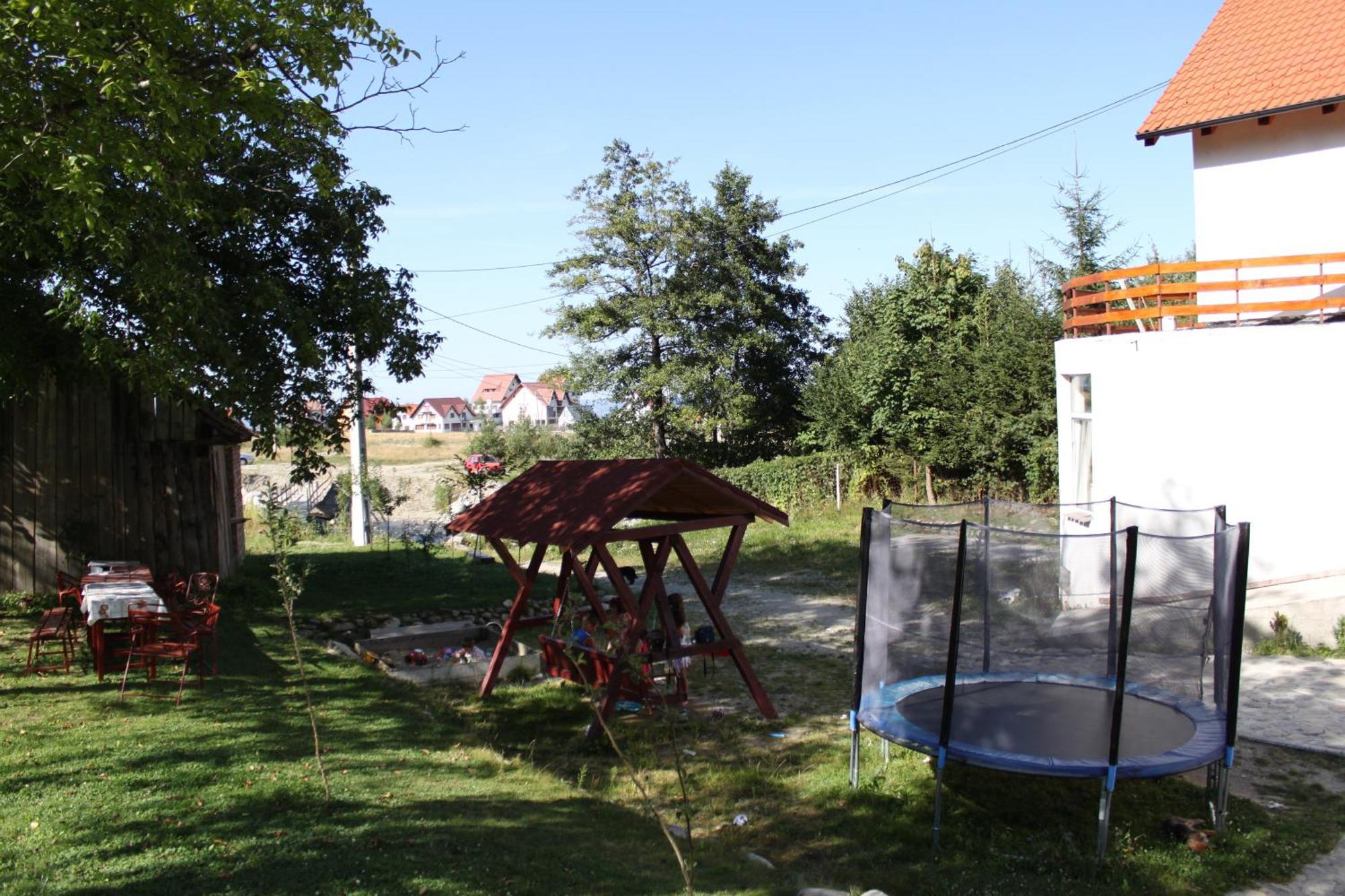 Sîmbăta de Sus Pension Belmonte מראה חיצוני תמונה
